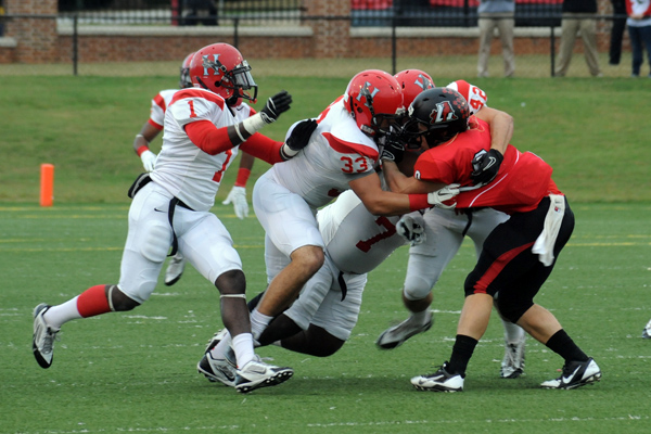 Offense and defense shine in Huntingdon&rsquo;s win over Averett