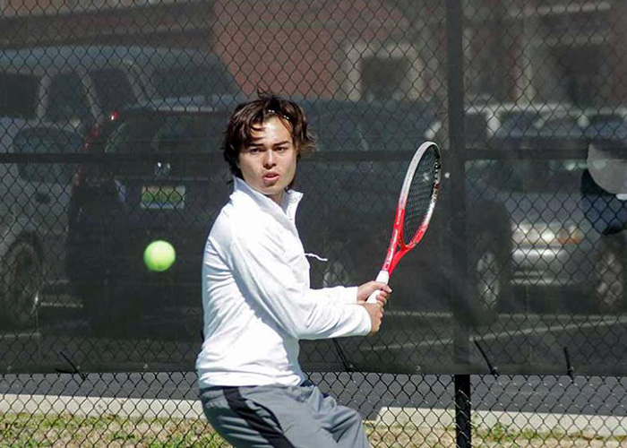 Men&rsquo;s tennis survives battle with Piedmont