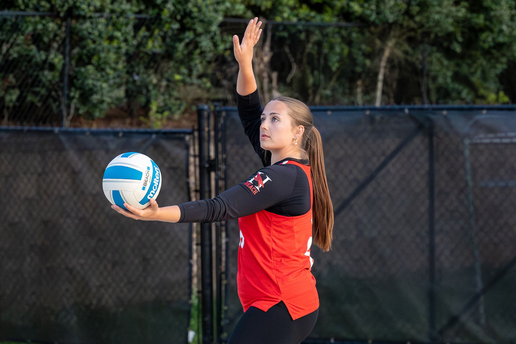 Beach Volleyball Splits At LaGrange