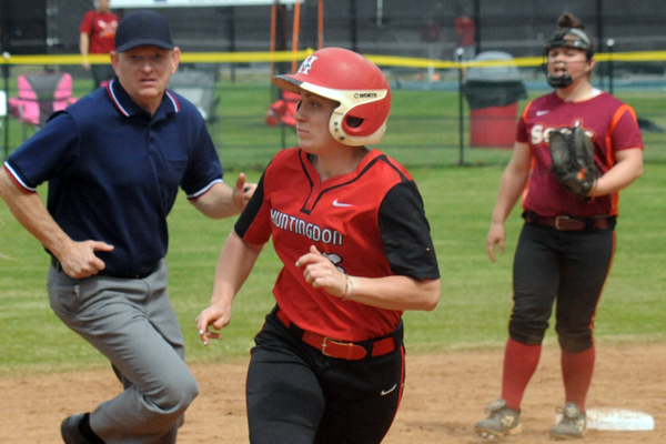Huntingdon softball splits with Averett in conference doubleheader