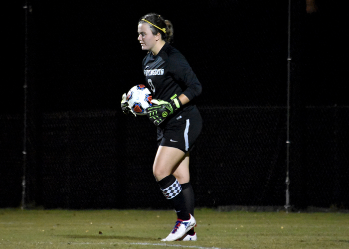 Huntingdon wins third straight conference game