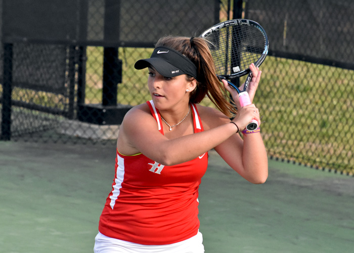 Huntingdon women split in Orlando